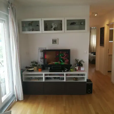 Crystal Apartment