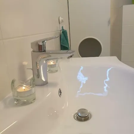 Apartment Crystal